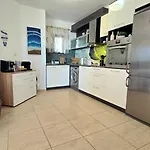 Apartment Sea View Luxury 1-bd Marina Cape Aheloy