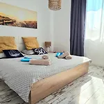 Sea View Luxury 1-bd Marina Cape * أهيلوي