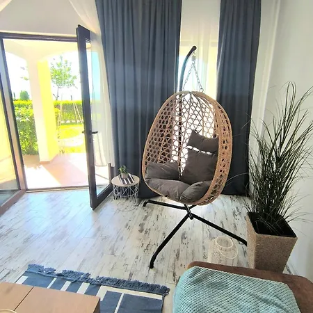 Sea View Luxury 1-bd Marina Cape Aheloy