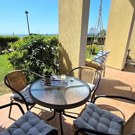 Sea View Luxury 1-bd Marina Cape Appartamento Aheloy