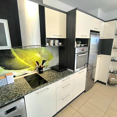 Sea View Luxury 1-bd Marina Cape * Acheloj