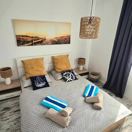 Sea View Luxury 1-bd Marina Cape Appartamento Aheloy