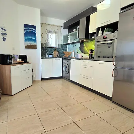 Apartment Sea View Luxury 1-bd Marina Cape Aheloy