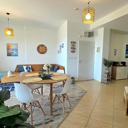 Sea View Luxury 1-bd Marina Cape