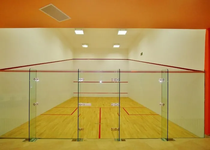 Sea View Luxury 1-bd Marina Cape 公寓 阿赫洛伊