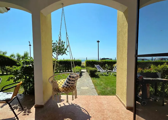 Sea View Luxury 1-bd Marina Cape 公寓